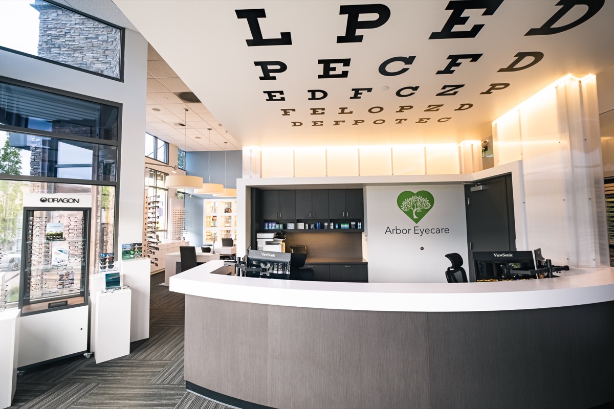 Arbor Eyecare Snoqualmie Ridge office exterior